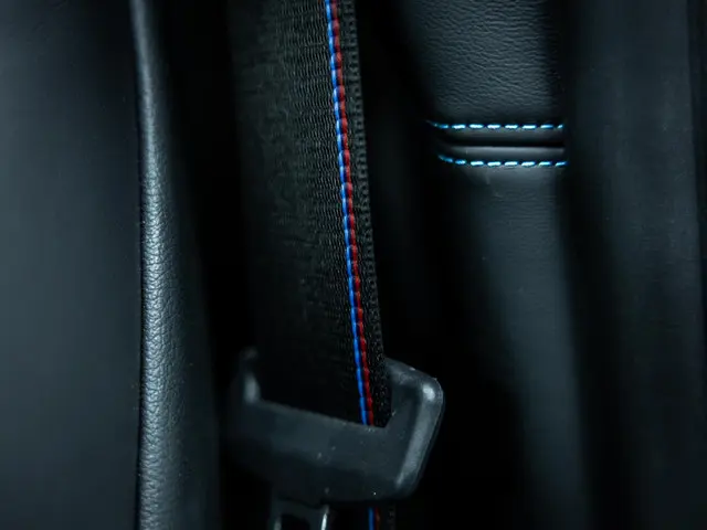 BMW M4 4-serie Cabrio xDrive Competition 2023 Benzine 25