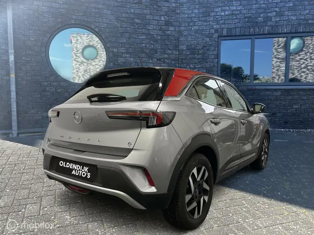 Opel Mokka-e Elegance 50-kWh 11kw bl. 2022 Elektrisch 4
