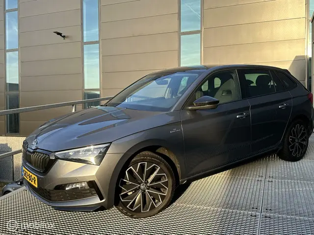 Škoda Scala 1.5 TSI ACT Monte Carlo 2024 Benzine 4