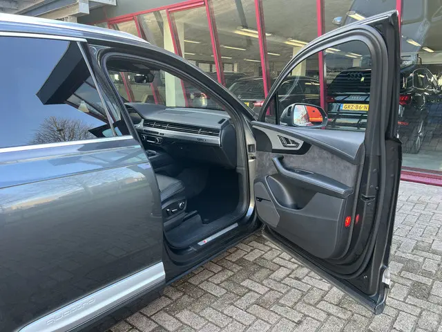 Audi SQ7 4.0 TDI Quattro Pro Line + 7p 2017 Diesel 30