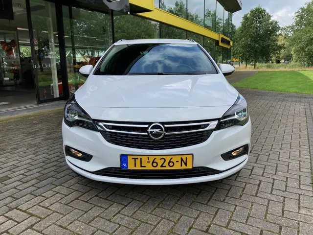 Opel Astra Sports Tourer 1.4 Innovation 2018 Benzine 11