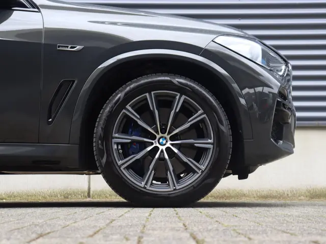BMW X5 xDrive45e 2022 Hybride Benzine 6