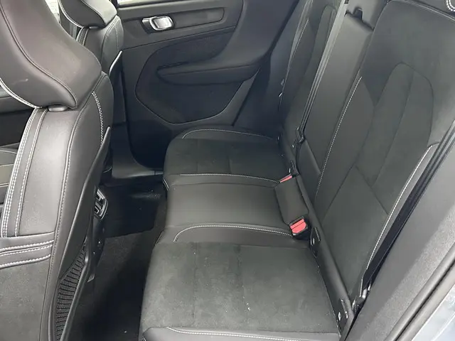 Volvo C40 Recharge Plus 69 kWh 2024 Elektrisch 8