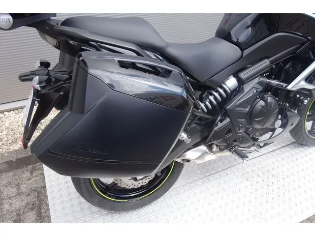 Kawasaki Versys 650 GRAND TOURER 2019 Benzine 10
