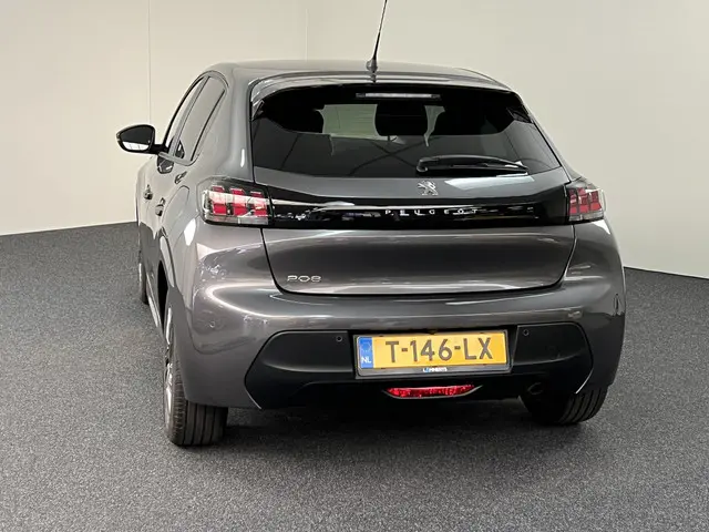 Peugeot 208 1.2 PureTech Active Pack 2022 Benzine 4