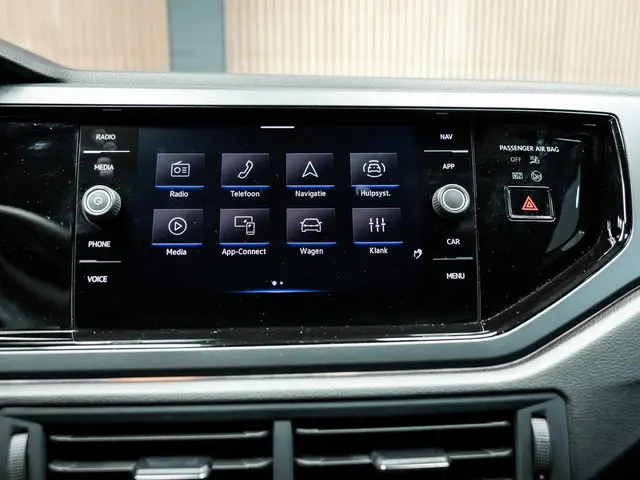 Volkswagen Polo 1.0 TSI R-Line Edition 2025 Benzine 47