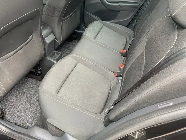 Škoda Fabia Combi 1.0 TSI Clever 2018 Benzine 24