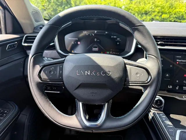 Lynk & Co 01 1.5 2022 Hybride Benzine 11