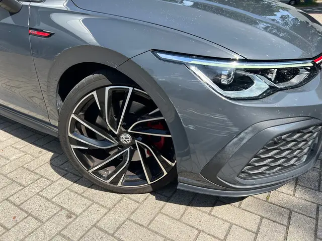 Volkswagen Golf 2.0 TSI GTI Perfomance 2021 Benzine 9