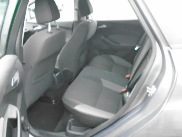 Ford Focus Wagon 1.0 EcoBoost Trend / AIRCO 2012 Benzine 21