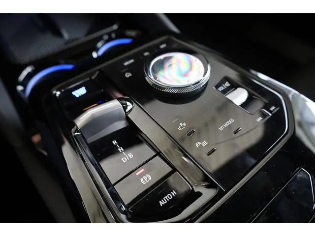 BMW i5 eDrive40 2025 Elektrisch 23