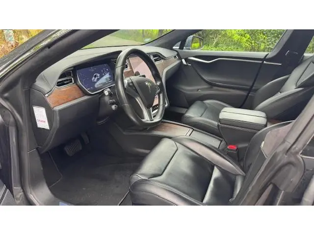 Tesla Model S 75D Base 2018 Elektrisch 16