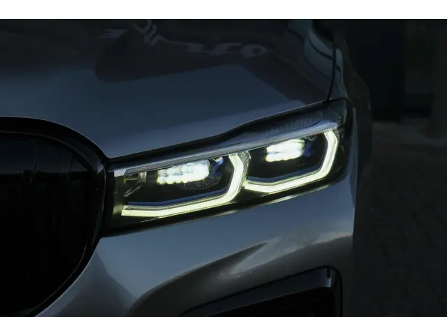 BMW 7 Serie 730d M-sport 265pk 2019 Diesel 21
