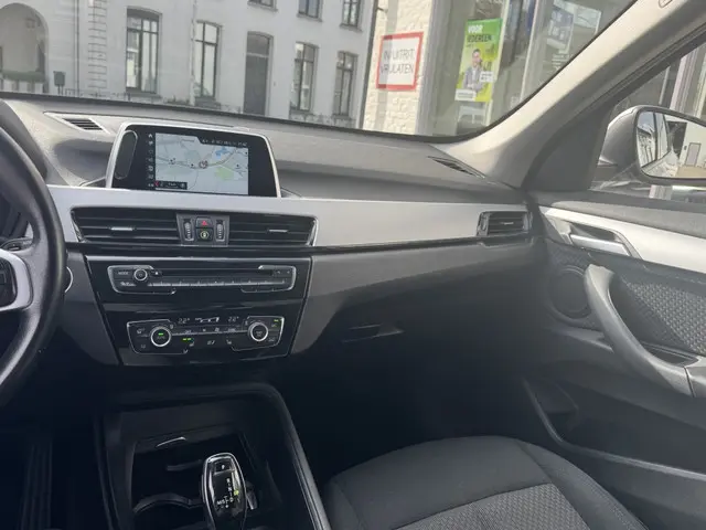 BMW X1 xDrive20i High Executive Ed. 2019 Benzine 20