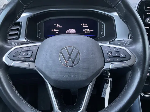 Volkswagen T-Roc 1.5 TSI Life Business 2022 Benzine 17