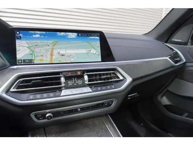 BMW X5 xDrive45e 2023 Hybride Benzine 11