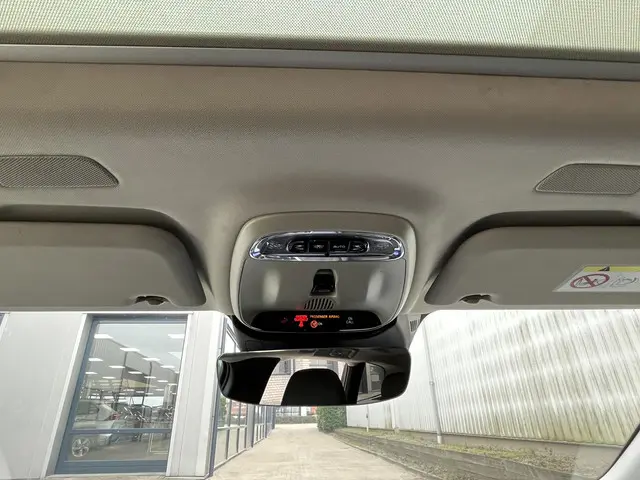 Volvo V60 2.0 B3 Business Pro 2020 Benzine 70