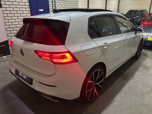 Volkswagen Golf 1.5 eTSI R-Line 2020 Hybride Benzine 11