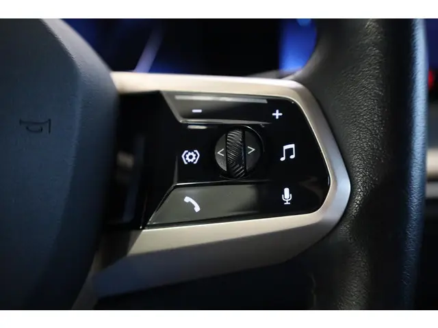 BMW iX xDrive40 2022 Elektrisch 28