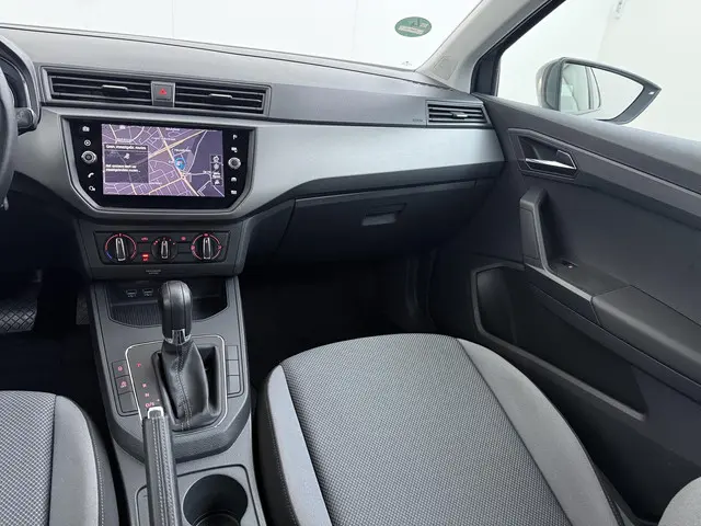 SEAT Ibiza 1.0 TSI FR Business Intense 2018 Benzine 23