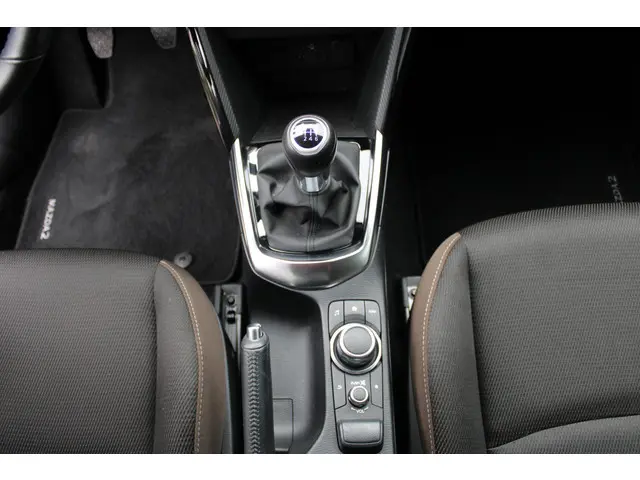 Mazda 2 1.5 Skyactiv-G Style Selected 2021 Benzine 25