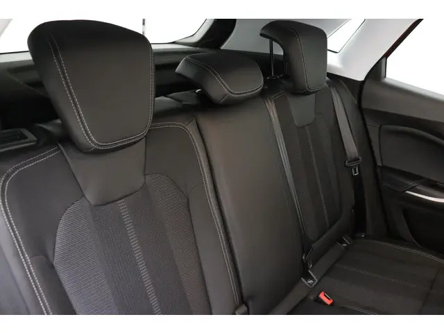 Opel Grandland 1.2 Turbo Level 3 2024 Benzine 16