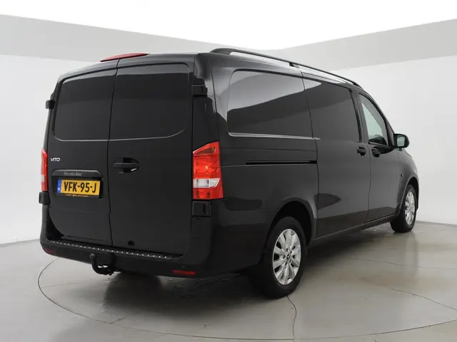 Mercedes-Benz Vito 2
