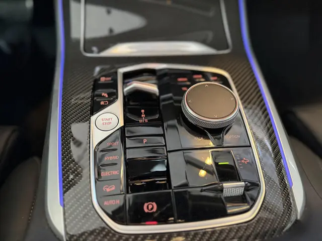 BMW X5 xDrive50e 2023 Hybride Benzine 25