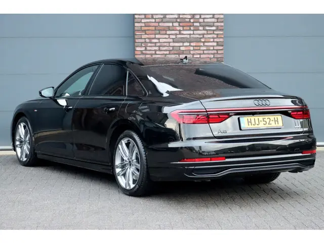 Audi A8 60 TFSI e Quattro S-Line | 2023 Hybride Benzine 5