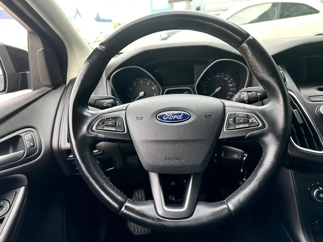 Ford Focus Wagon 1.0 Trend | Airco | APK | NAP 2017 Benzine 7