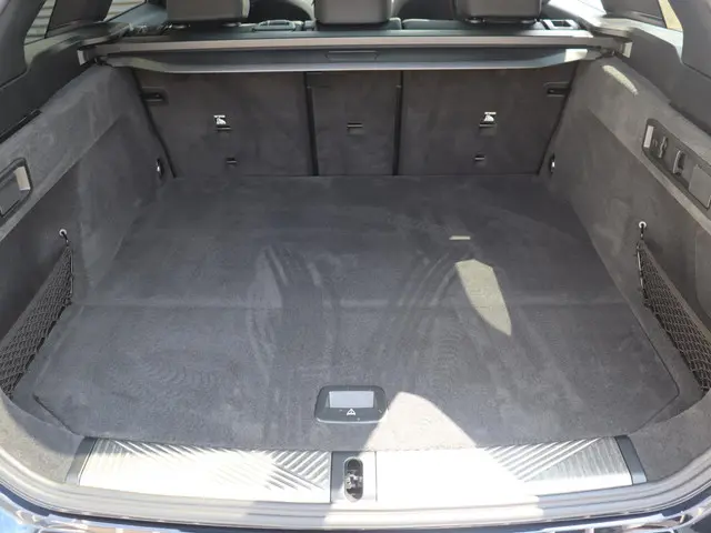 BMW i5 Touring eDrive40 2025 Elektrisch 12