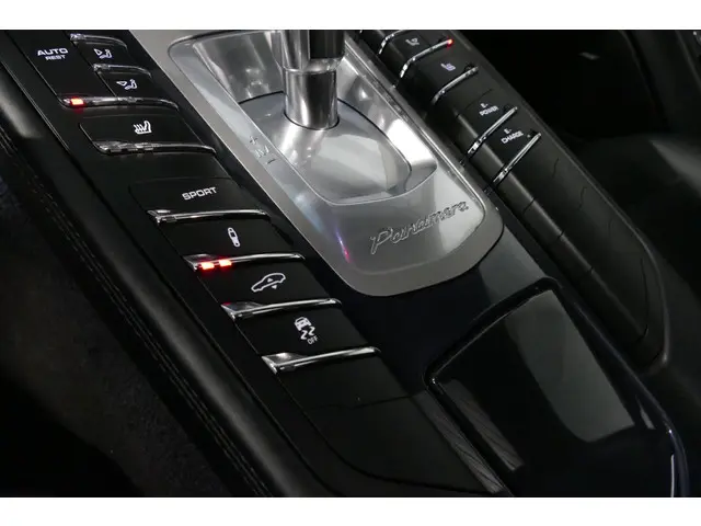 Porsche Panamera 3.0 S E-Hybrid 2016 Hybride Benzine 30