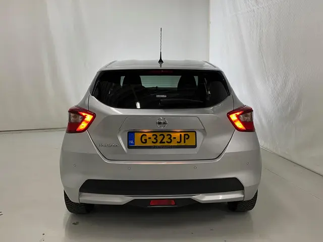 Nissan Micra 1.0 IG-T Tekna 2019 Benzine 32