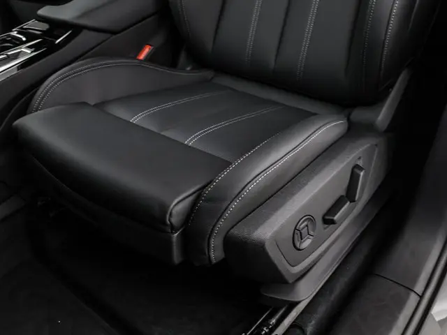 Audi Q6 e-tron S edition 252 PK 2025 Elektrisch 13