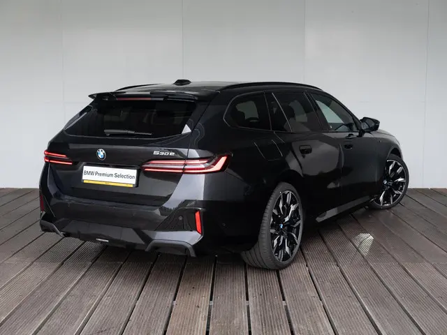 BMW 5 Serie Touring 530e 2025 Hybride Benzine 2