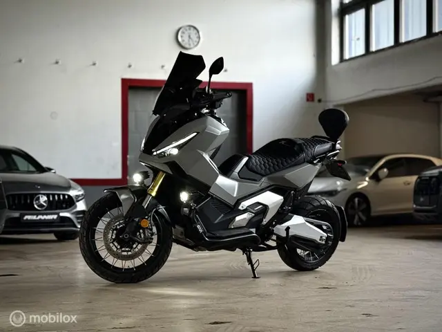 Honda NC 750 X-ADV 2025 Benzine 4