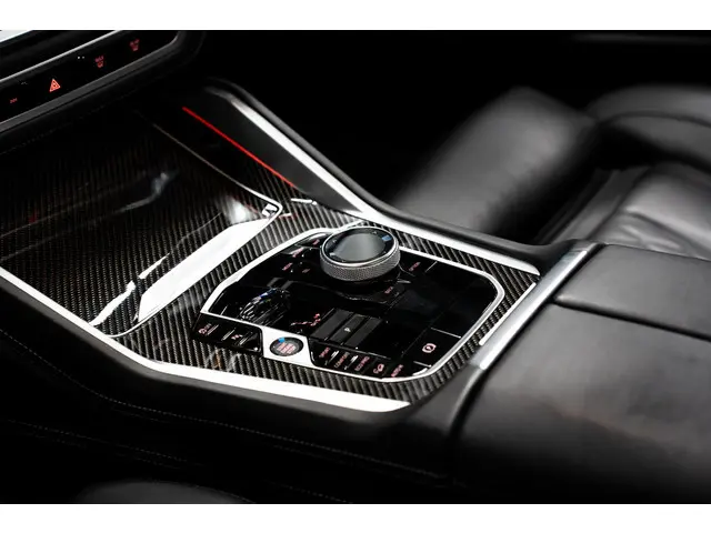 BMW X6 M60i xDrive 2023 Benzine 28