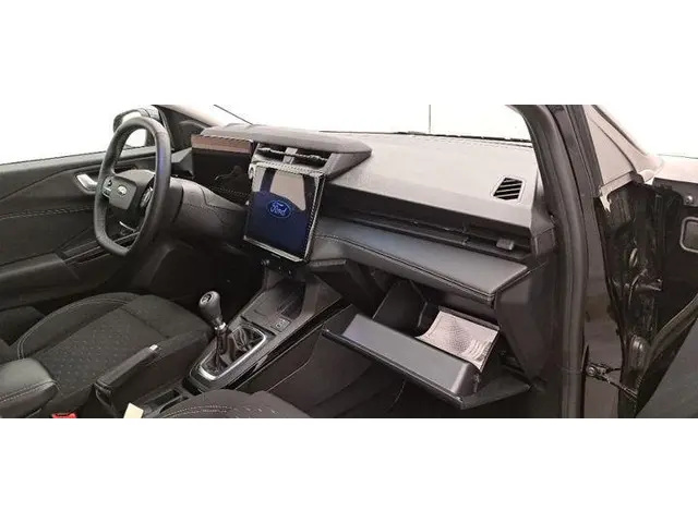 Ford Puma 1.0 EcoBoost Hybrid Titanium 2024 Benzine 27