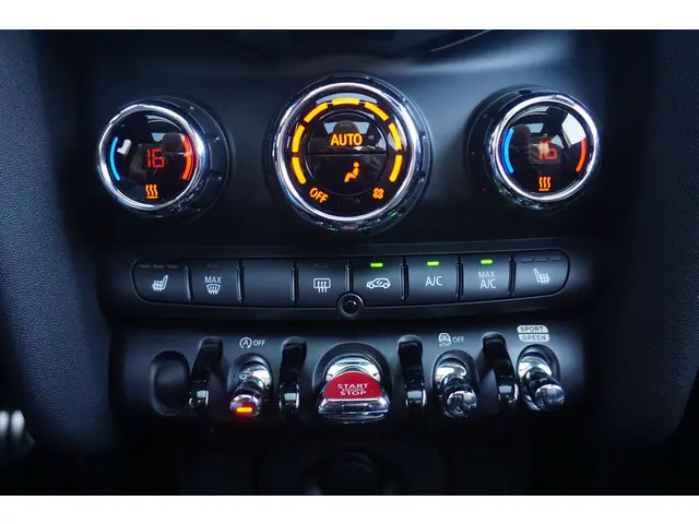 MINI 3-Deurs Cooper S 2022 Benzine 26