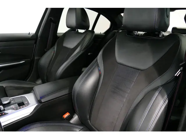 BMW 3 Serie 330e M Sport 2020 Hybride Benzine 7
