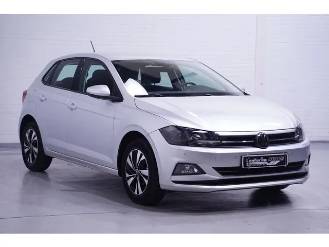 Volkswagen Polo 2