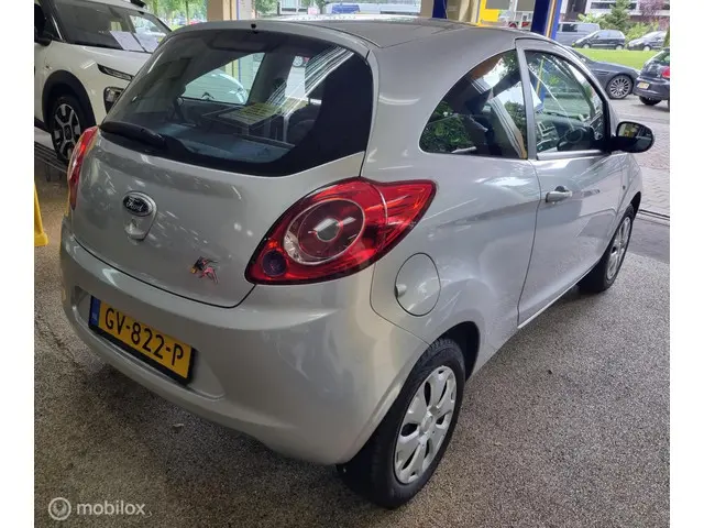 Ford Ka 1.2 Style start/stop AIRCO 2015 Benzine 5