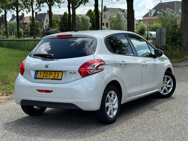 Peugeot 208 3