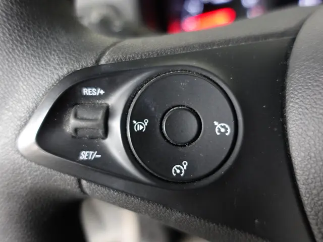 Opel Combo 102pk L1H1 2023 Diesel 16