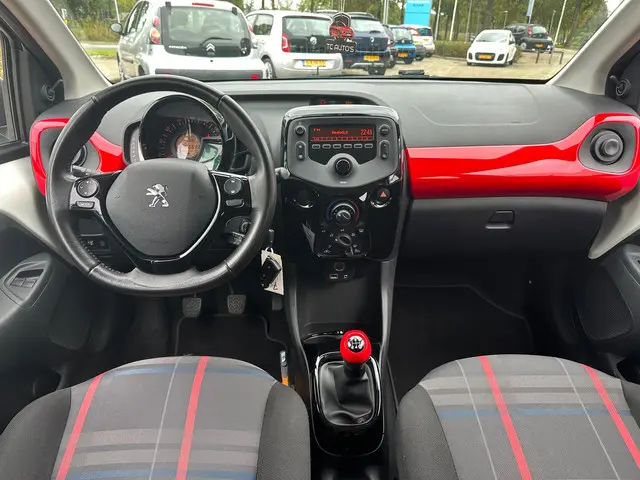 Peugeot 108 1.0 e-VTi Envy 2015 Benzine 18