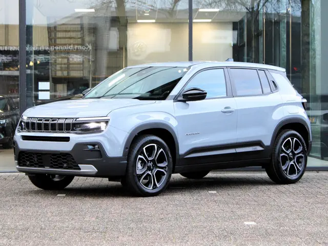 Jeep Avenger 1.2 e-Hybrid Summit 2025 Hybride Benzine 4