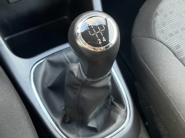 Opel ADAM 1.2 2014 Benzine 17