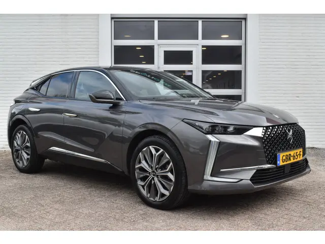 DS DS 4 PureTech 130 EAT8 Bastille 2024 Benzine 4