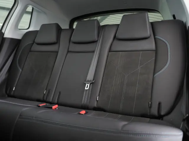 Peugeot 2008 1.2 PureTech Allure 2018 Benzine 8