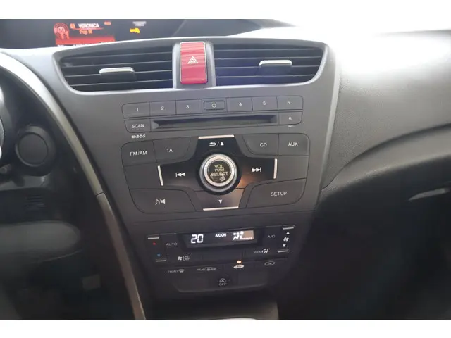 Honda Civic 1.4 Comfort 2013 Benzine 14